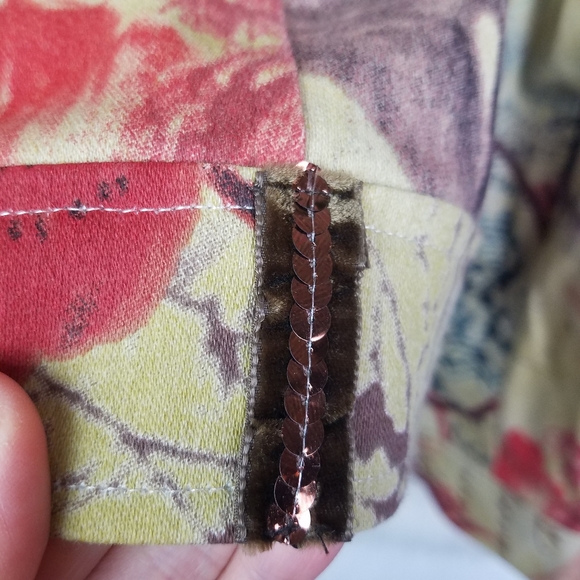 Sharon Endick Cropped Jacket - Picture 4 of 5